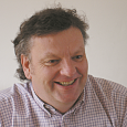 Jim Chisholm, the world's expert about newspaper operations, tells why newspapers charging for their websites are self-destructive.